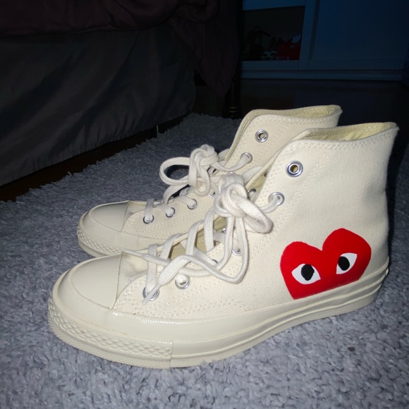 peek a boo canvas sneakers